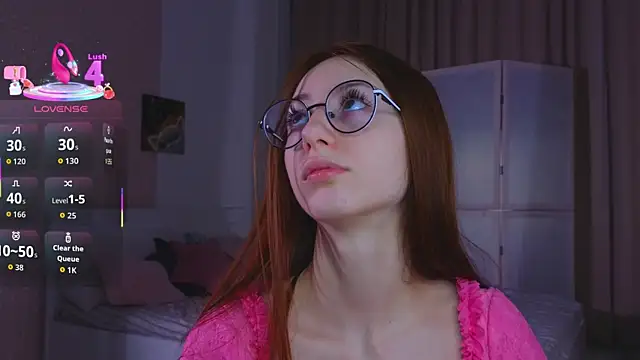 AvrilLeMell online show from 10, 10, 2025