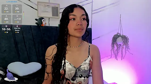 Snapshot of Camilla_Miller01 chatting on 4, 11, 2025 Camilla Miller01 online show from 4, 11, 2025