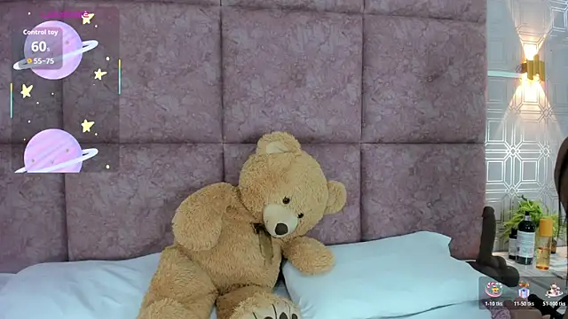 AmyStar1 online show from 13, 4, 2026