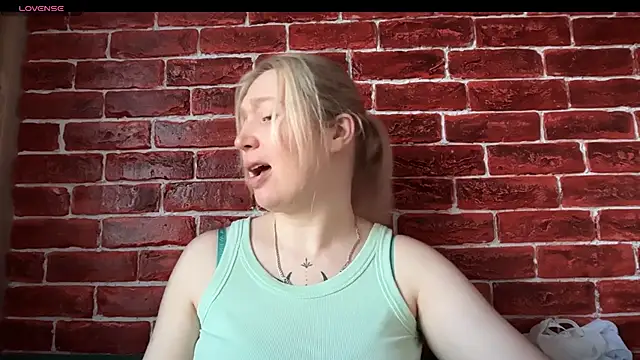 CitrusBlissss online show from 5, 11, 2025