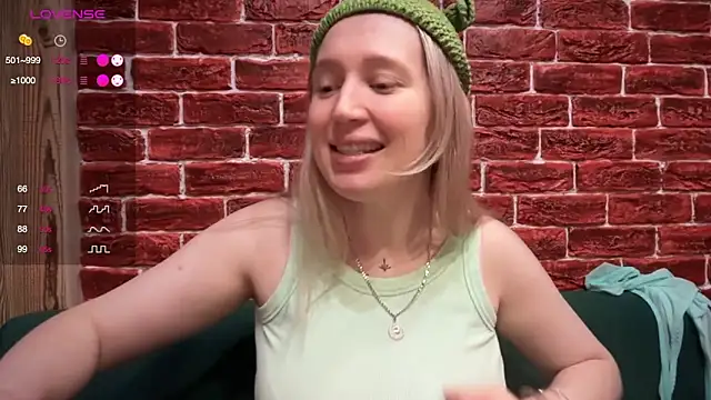 CitrusBlissss online show from 1, 12, 2025