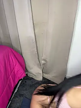 Dulcekitty   online show from 4, 3, 2026