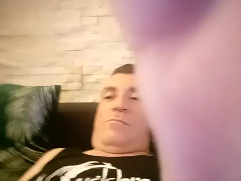 Snapshot of no-tabu chatting on 11, 10, 2025 no-tabu online show from 11, 10, 2025