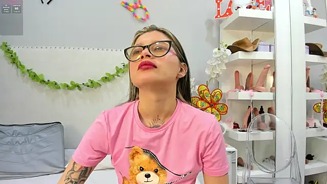 KoraSweett online show from 8, 10, 2025