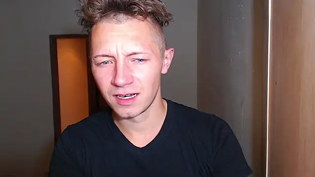 BlondZilla online show from 5, 12, 2025