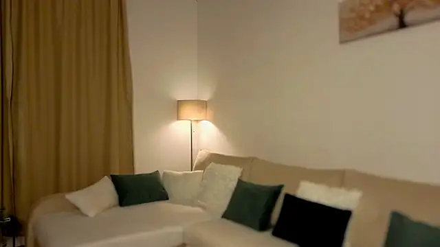 Snapshot of aerisblue chatting on 19, 9, 2025 aerisblue online show from 19, 9, 2025