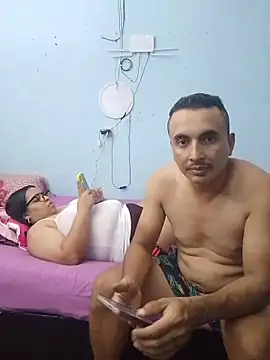 Snapshot of miroqui143 chatting on 6, 11, 2025 miroqui143 online show from 6, 11, 2025