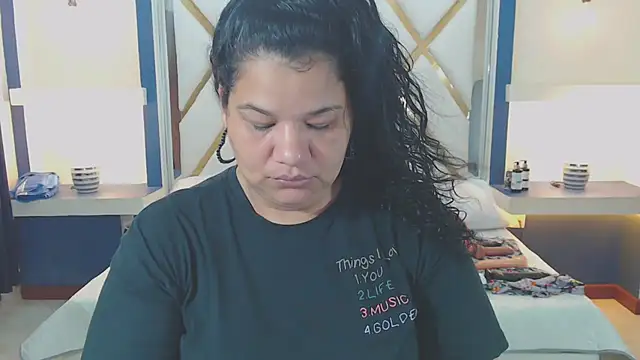 May fk online show from 24, 10, 2025