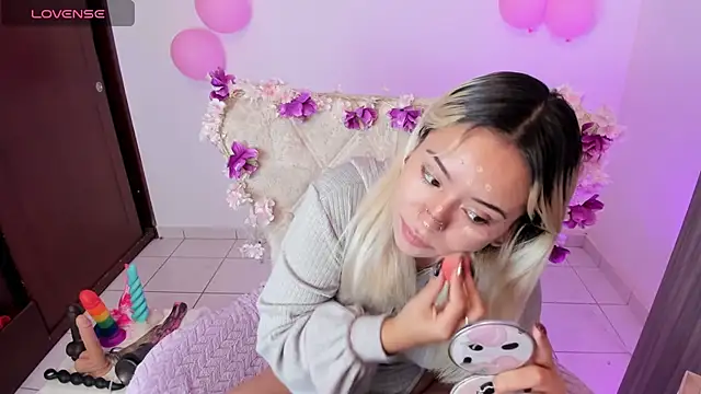 Nataliahenao69 online show from 4, 11, 2025