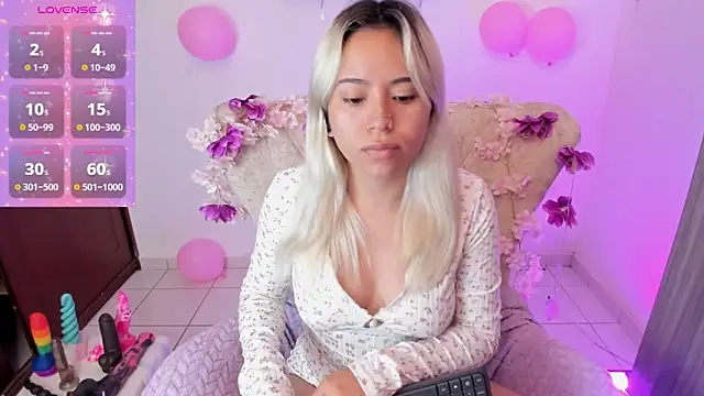 Nataliahenao69 online show from 18, 10, 2025