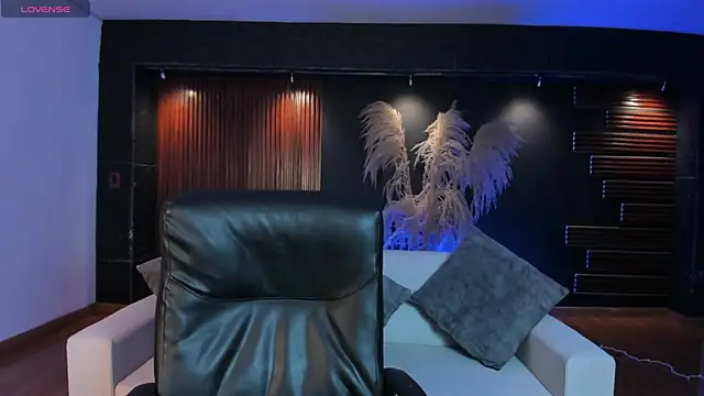 AidaJones online show from 12, 11, 2025