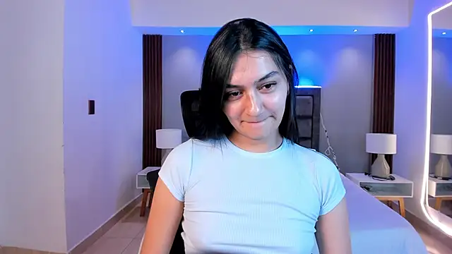 AidaJones online show from 9, 10, 2025