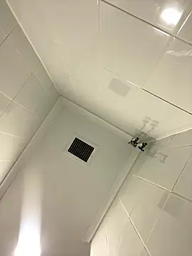 kiittyselenita online show from 16, 1, 2026