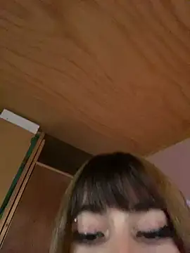 kiittyselenita online show from 12, 2, 2026