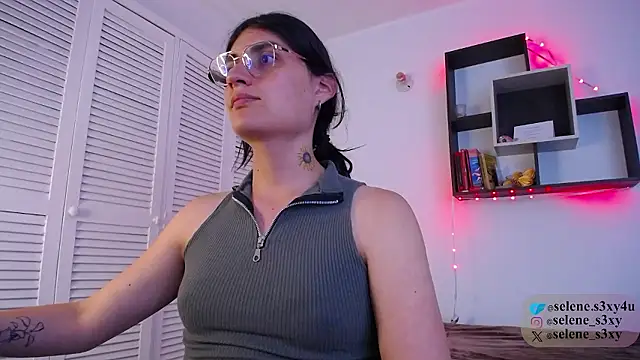 selene s3x online show from 15, 1, 2026