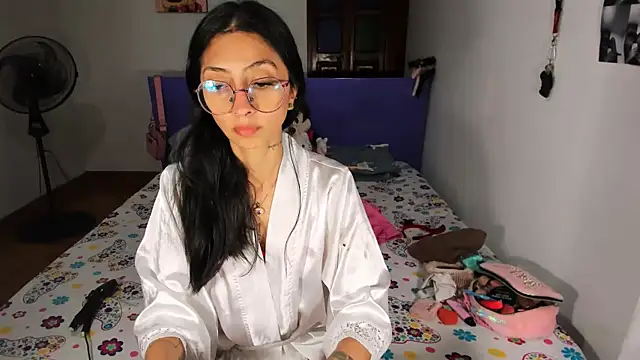 Anais lux online show from 4, 6, 2026