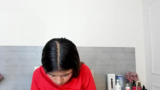 sunnyWhitee online show from 28, 3, 2026