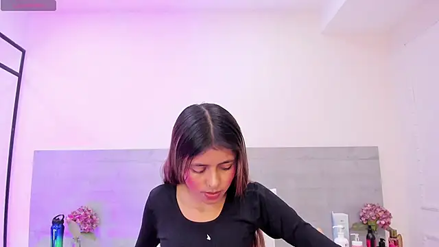 sunnyWhitee online show from 16, 4, 2026