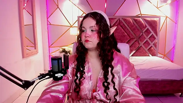 ShylySweet online show from 28, 3, 2026