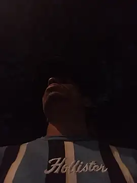 Snapshot of IsaXander743 chatting on 16, 11, 2025 IsaXander743 online show from 16, 11, 2025