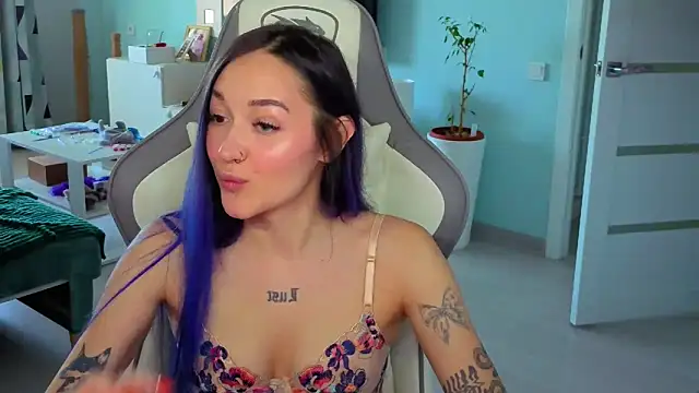 Snapshot of Im_suka chatting on 5, 6, 2026 Im suka online show from 5, 6, 2026
