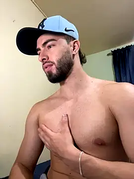 Snapshot of MaxDell chatting on 21, 9, 2025 MaxDell online show from 21, 9, 2025