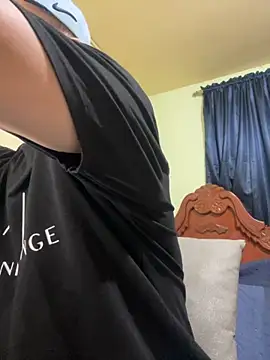 Snapshot of MaxDell chatting on 19, 9, 2025 MaxDell online show from 19, 9, 2025