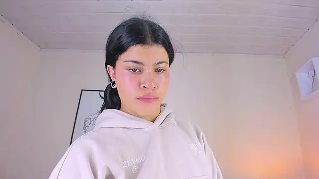 LusyKitty online show from 11, 11, 2025