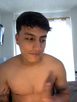 Snapshot of ErosVale chatting on 15, 11, 2025 ErosVale online show from 15, 11, 2025