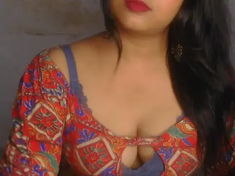 Snapshot of POOJA_199 chatting on 17, 7, 2026 POOJA 199 online show from 17, 7, 2026