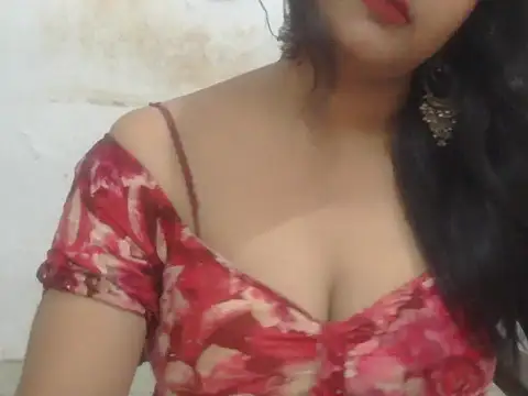 Snapshot of POOJA_199 chatting on 13, 7, 2026 POOJA 199 online show from 13, 7, 2026