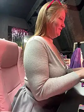 bigb00tycass online show from 16, 12, 2025