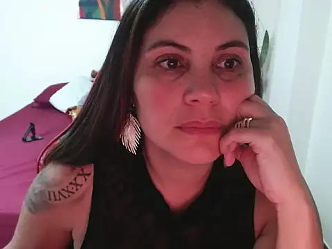 Secret Bella online show from 11, 9, 2025