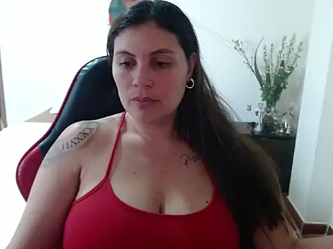 Secret Bella online show from 5, 10, 2025