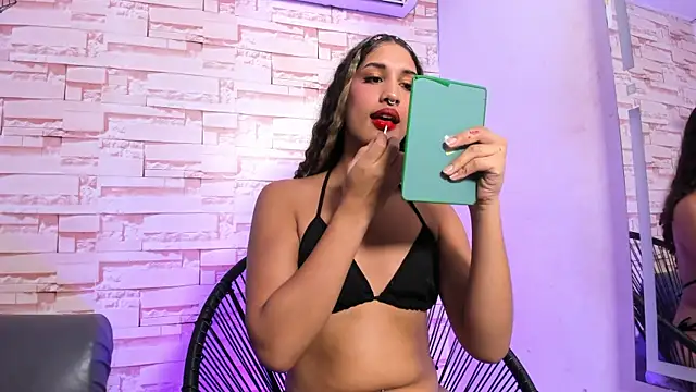 Snapshot of candice777 chatting on 20, 5, 2026 candice777 online show from 20, 5, 2026