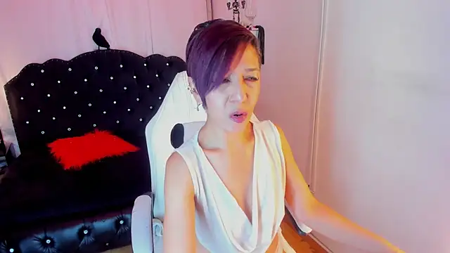 Trinityy   online show from 4, 2, 2026