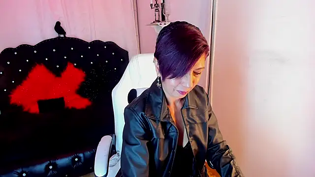 Trinityy   online show from 17, 12, 2025