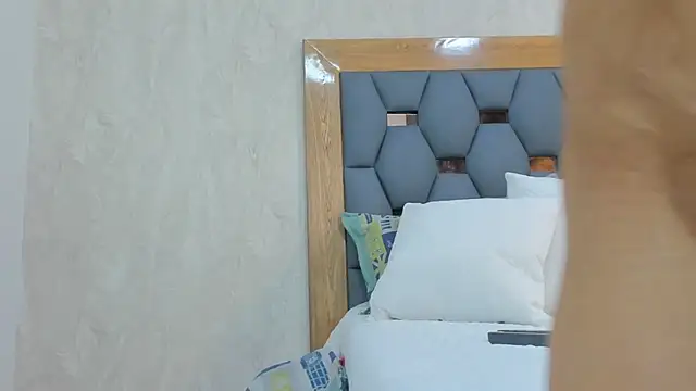 crystal sm online show from 9, 2, 2026