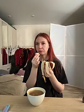 Hera Mark online show from 3, 3, 2026