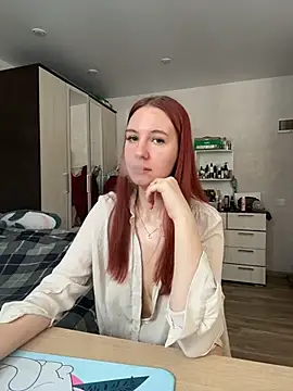 Hera Mark online show from 12, 3, 2026