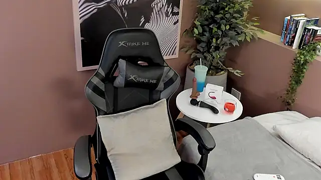 Skyyle  online show from 20, 2, 2026