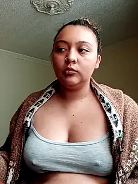 Snapshot of ALANA_150 chatting on 18, 10, 2025 ALANA 150 online show from 18, 10, 2025