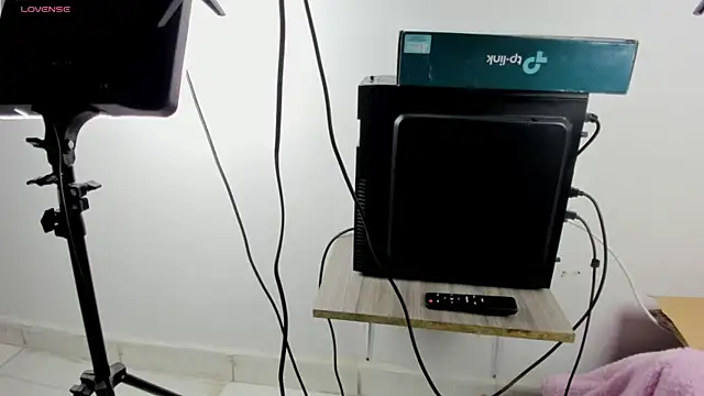 Lady miss    online show from 22, 10, 2025