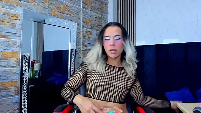 ZaiMoon  online show from 8, 3, 2026