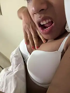 Ladyboyluxe online show from 28, 2, 2026