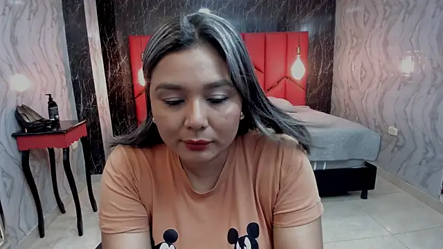 Snapshot of LatinaHoleQueen chatting on 22, 7, 2026 LatinaHoleQueen online show from 22, 7, 2026