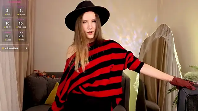 Snapshot of _Clare_Florence_ chatting on 31, 10, 2025 Clare Florence online show from 31, 10, 2025