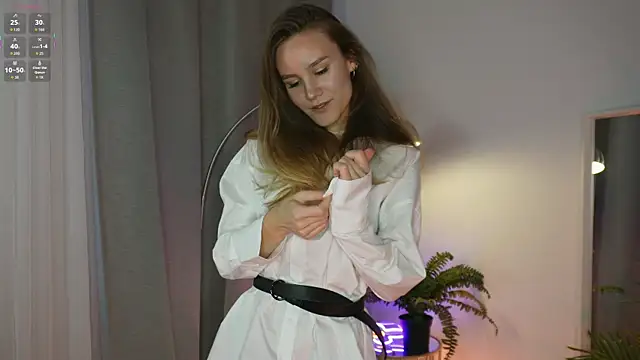 Snapshot of _Clare_Florence_ chatting on 10, 10, 2025 Clare Florence online show from 10, 10, 2025