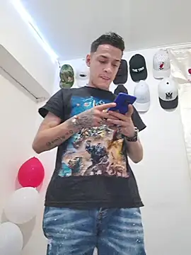 Ethanho0t online show from 10, 10, 2025