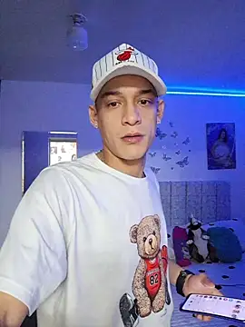 Ethanho0t online show from 17, 11, 2025